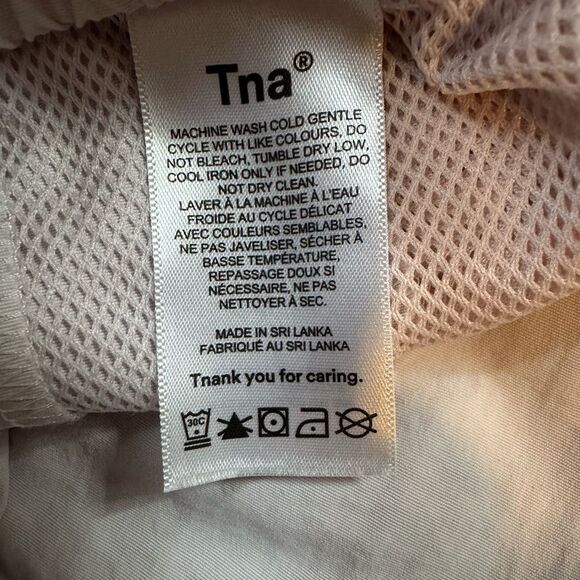 Tna Medium swishy 100% recycled nylon white athletic shorts inner drawstring - Picture 4 of 4